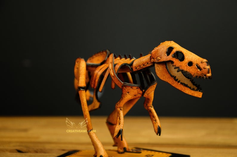 [CreativeAwl] Кожаная фигурка динозавра T-Rex-Skeleton